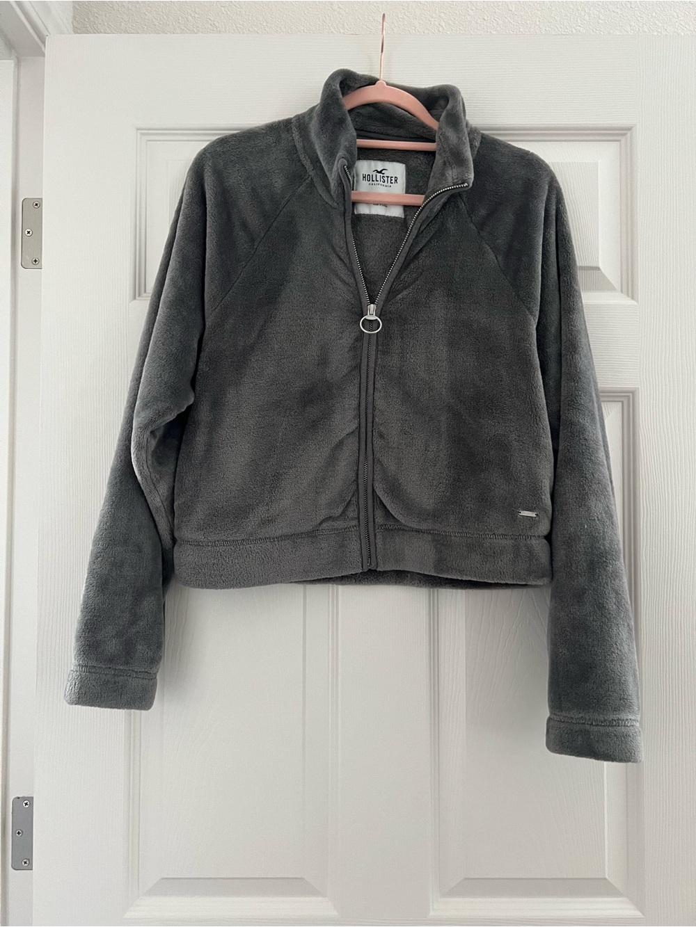 Hollister Women's Gray faux fur Zip-Up Jacket